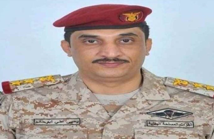 مستشار وزير الدفاع: تحرير الحديدة ضرورة لحماية الملاحة