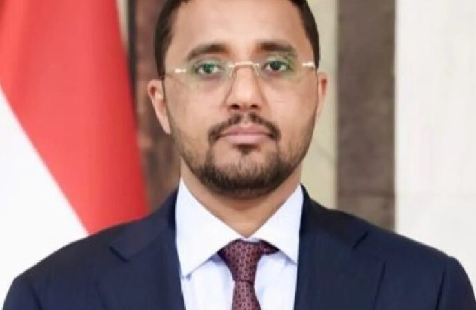 القديمي يدعو اليمنيين في مناطق الحوثيين للالتفاف حول الدولة